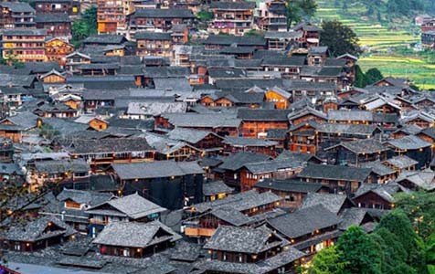 江北6种常见的外墙仿石漆施工工艺！